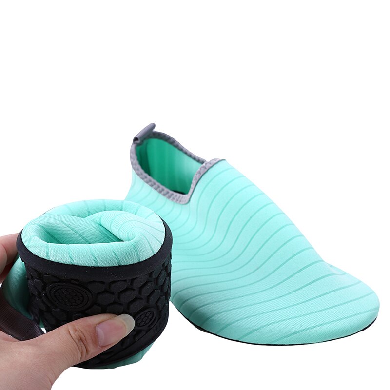 2022 Summer Women Swimming Water Shoes Men And Women Beach Shoes Adult Unisex Sneakers Soft Breathable Surfing Swim Shoes