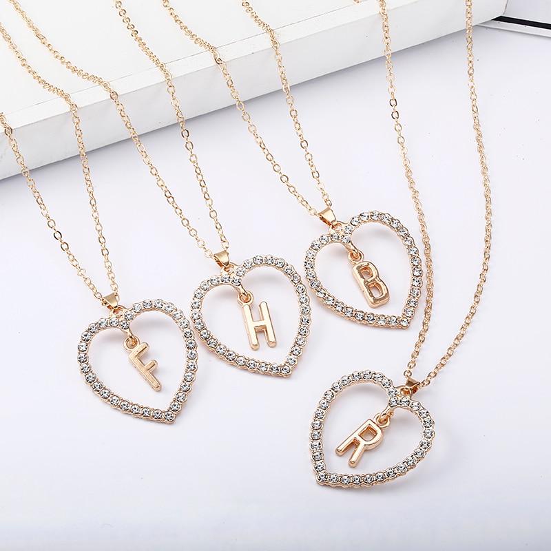 Trend Romantic Initial Letter Necklace Love Heart Pendant Necklace for Girls Women Alphabet Gold Crystal Trendy Necklace Jewelry