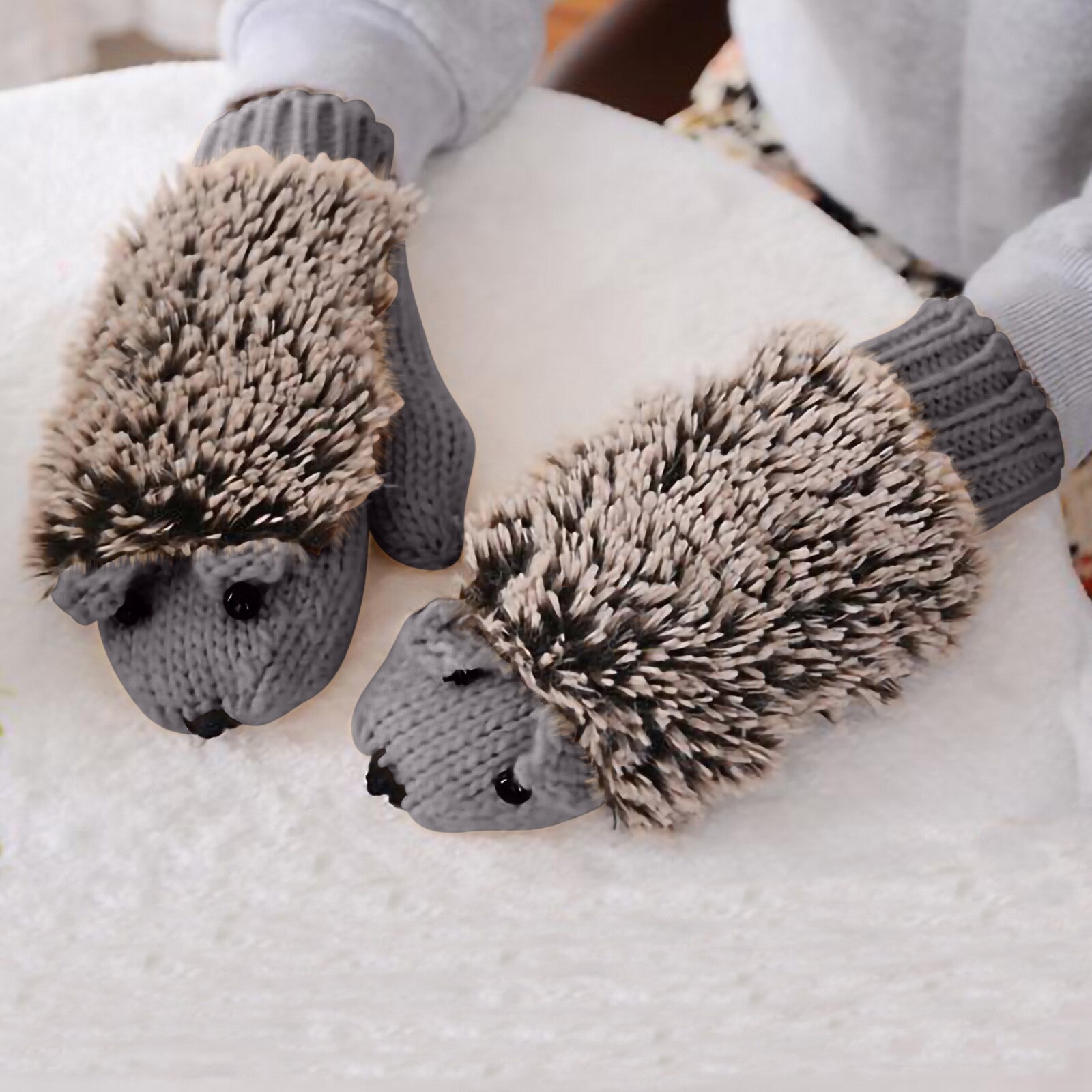 Winter Gloves Women Cartoon Hedgehog Wool Double Layer Thermal Mittens Full Finger Weave Gloves Перчатки Женские: Gray 