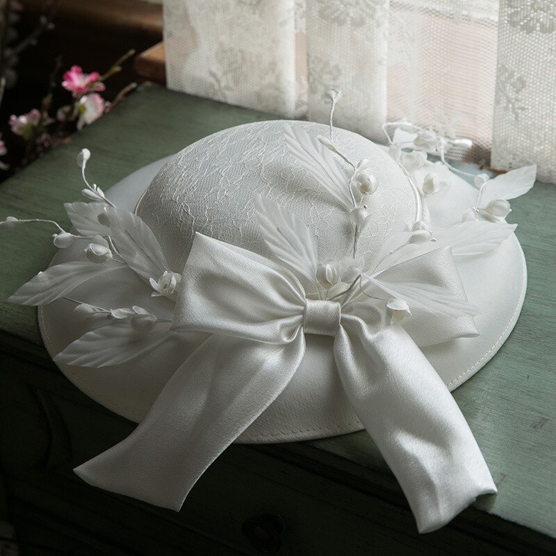 Bruiloft Kerk Veren Hoed Mesh Hoofddeksel Dames Mesh Fascinators Hoed Cocktail Party Hoofddeksel (Beige Eén Maat Bruiloft Kerk Veren Hoed Mesh Hoofddeksel Dames Mesh Fascinators Hoed Cocktail Party Hoofddeksel (Beige Eén Maat