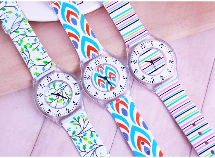 Eenvoudig patroon jongens meisjes sporthorloge waterdicht siliconen studentenhorloge waterbestendig kinderen quartz horloge klok