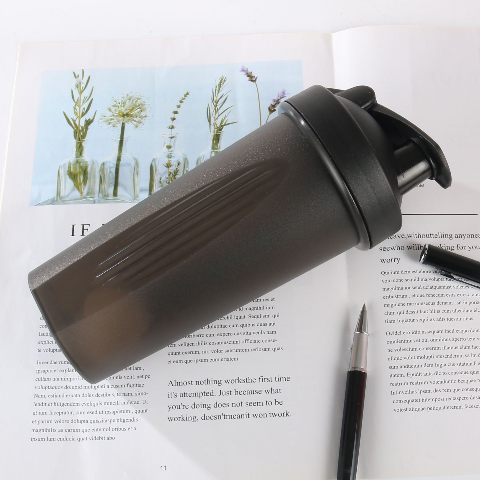 Portable Shake Cup Large Capacity Plastic Cup Car Car Cup Outdoor Sports Cup: 3