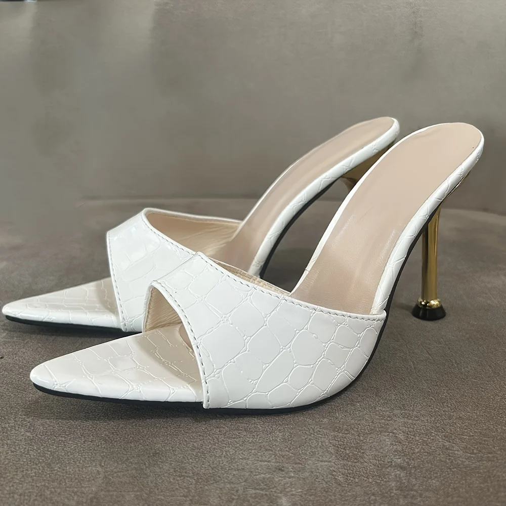 Glamorösa högklackade sandaler med krokodilstruktur - eleganta slip-on stilettklackar med spetsig peep toe för fester och banketter: Svart / 43