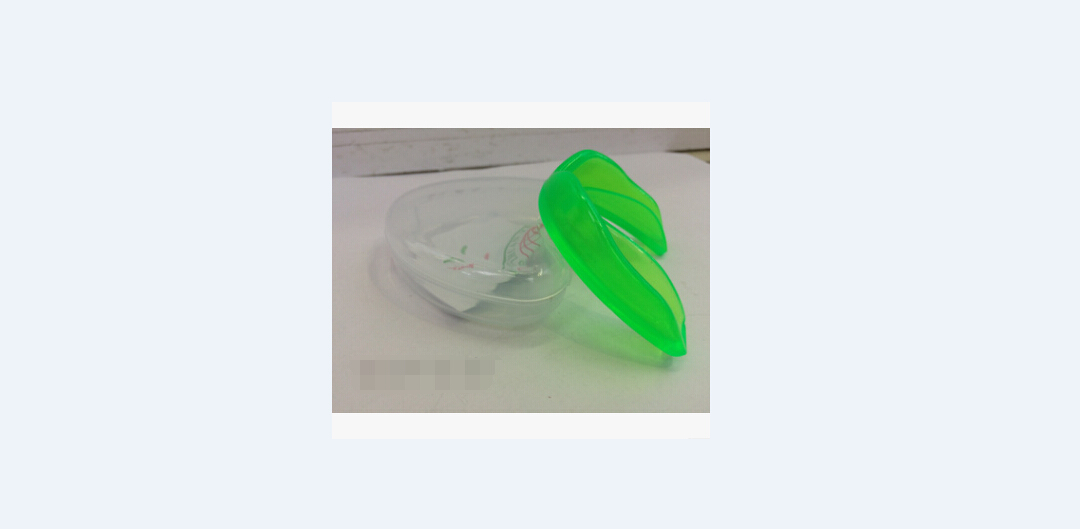 CLEAR Gum Shield Teeth Protector Mouth Guard Piece Rugby Football Boxing MMA: Green