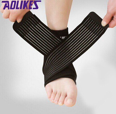 AOLIKES 1PCS Neoprene Strengthen Protection Enwind Ankle Support Brace Wrap Elastic Breathable Ankle Support Guard Strap Belt: all black