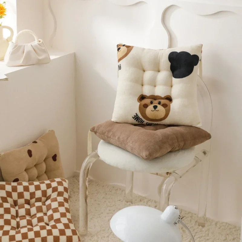 Cuscino per sedile Kawaii Cartoon - Cuscino per sedia in velluto di latte ultra morbido | Simpatico cuscino extra spesso per ufficio e auto, comfort per una seduta lunga