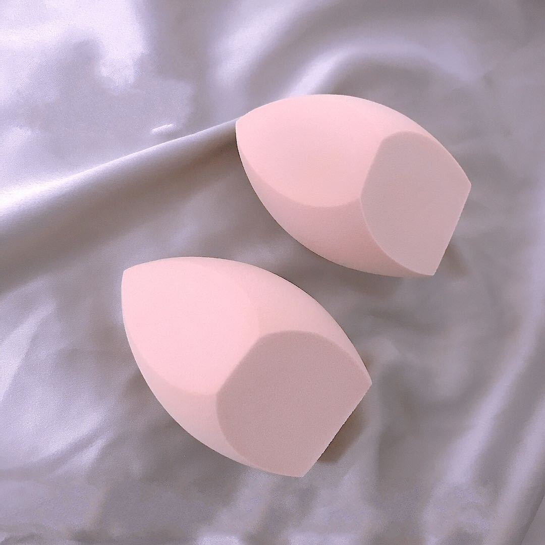 Big Size Makeup Puff Sponge Soft Smooth Wet and Dry Foundation Concealer Cosmetic Three-cut Hydrophilic Powder Puff 1PC