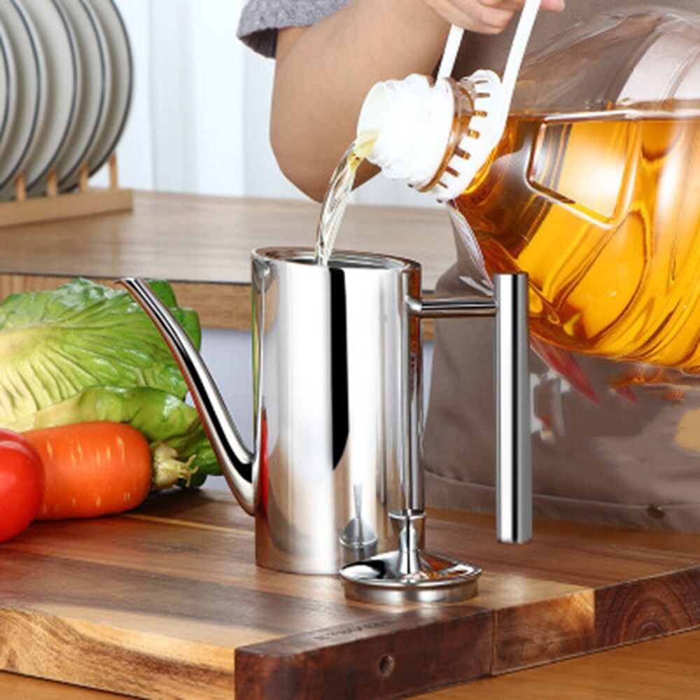 500ml rustfrit stål olivenolieflaske eddike dispenser sauce eddike batcher kan gryder oliebeholder