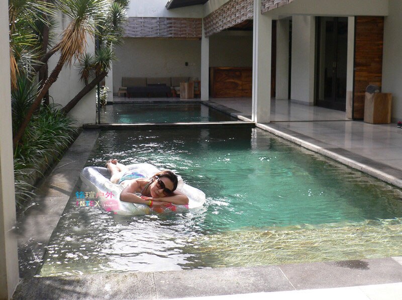 Water Floating Bed Recliner Swimming Inflatable Bed Adult Beach Float