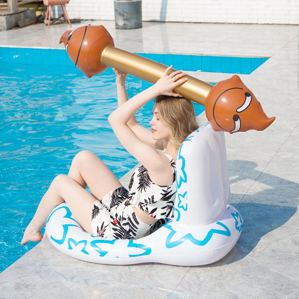 Aufblasbare, schwimmende, toilettenförmige, attraktive, stabile pvc-wassersport-liegematte für erwachsene mit wiederverwendbarer rückenlehne für den pool