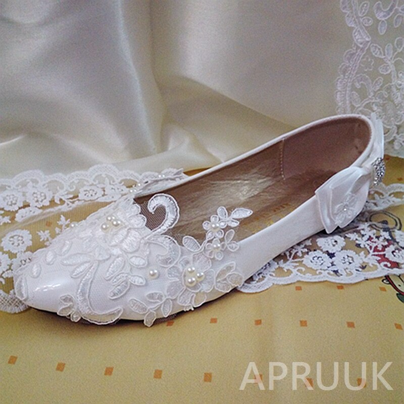 Platte schoenen kant applicaties bruidsschoenen bruid handgemaakt klein groot plus maten satijnen strik bruidsmeisjes bloemenmeisjes platte schoenen wit