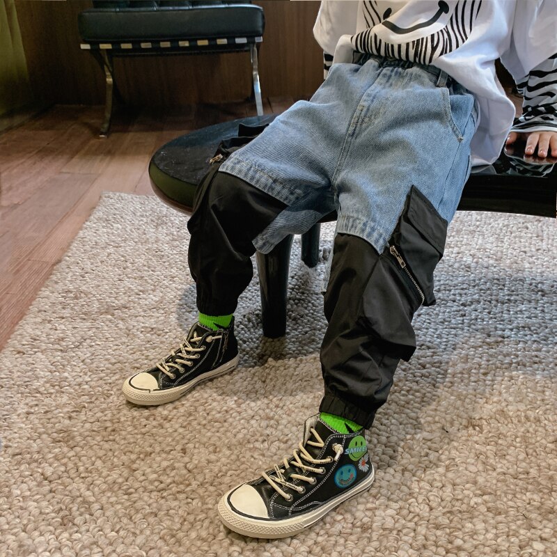 Jeans per bambini ragazzi pantaloni abbinati al colore Denim primavera 2021 nuovi pantaloni Casual in stile coreano
