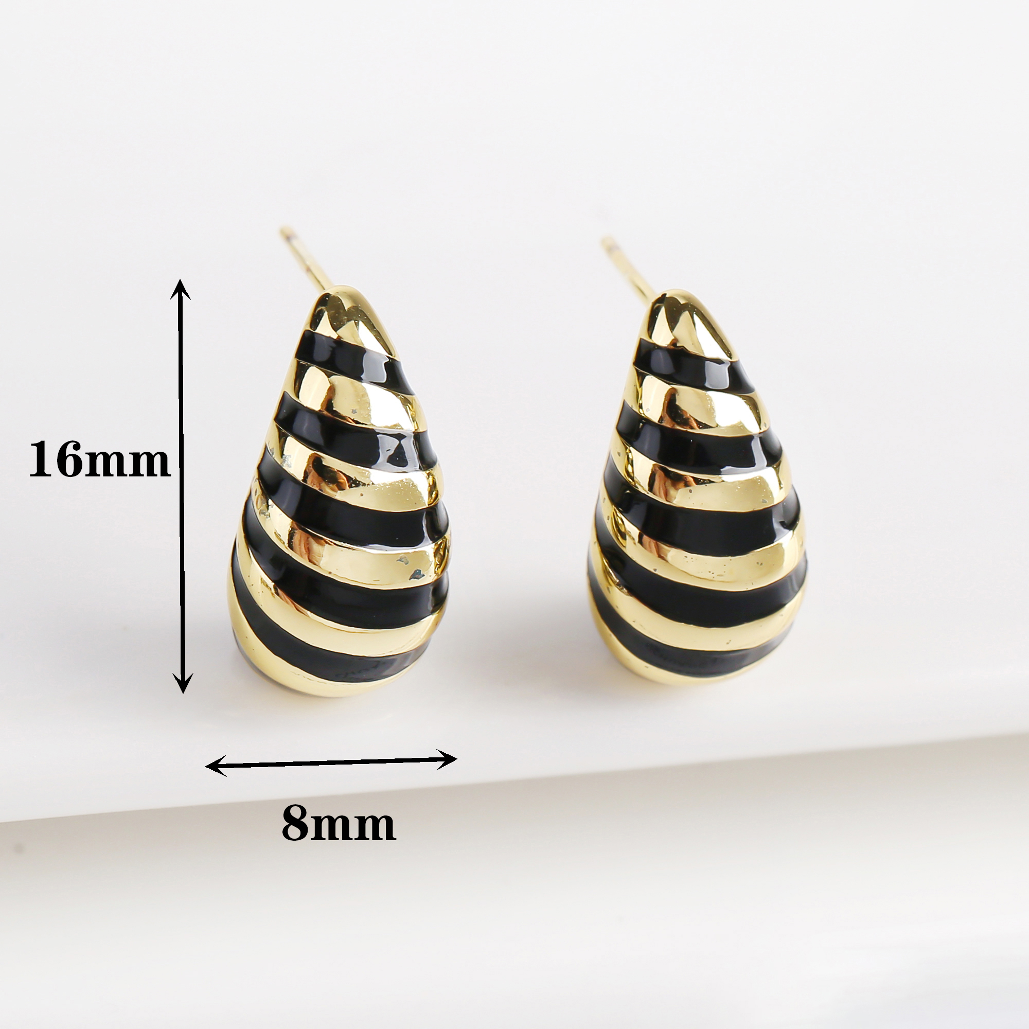 Pendientes clásicos de circonia para mujer, aretes de gota de agua a la , temperamento para mujer, joyería para y boda,: Chapado en oro antiguo