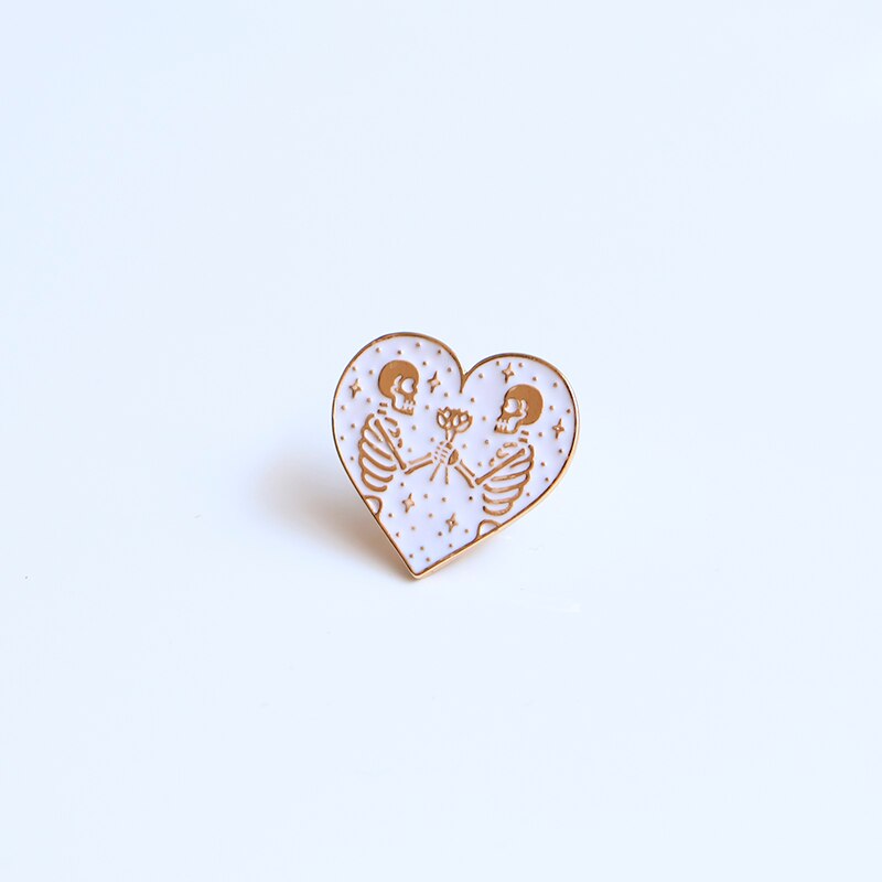 Schedel Bloem Broches Gouden Lijnen Hart Emaille Pin Voor Jongens Meisjes Revers Pin Hoed/Zak Pins Denim Jas Vrouwen broche Badge SC4516