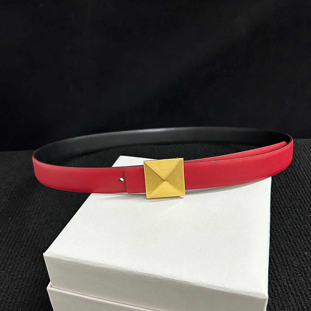 Cinturón femenino de de lujo, cadena de cintura, pantalones vaqueros, vestido de cuero, accesorios para mujer, hebilla piramidal Retro, cinturones de uso de doble cara de 2,5 cm: Verde militar / 95 cm