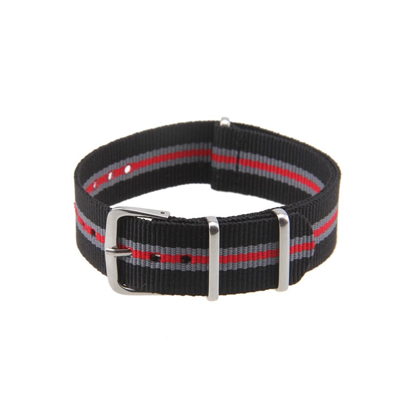 Alkuperäinen ylellinen kellon ranneke 18mm 20mm 22mm nylonkankaasta valmistettu solki hihna rannekellorannekellon tarvikkeet: Musta punainen / 18mm