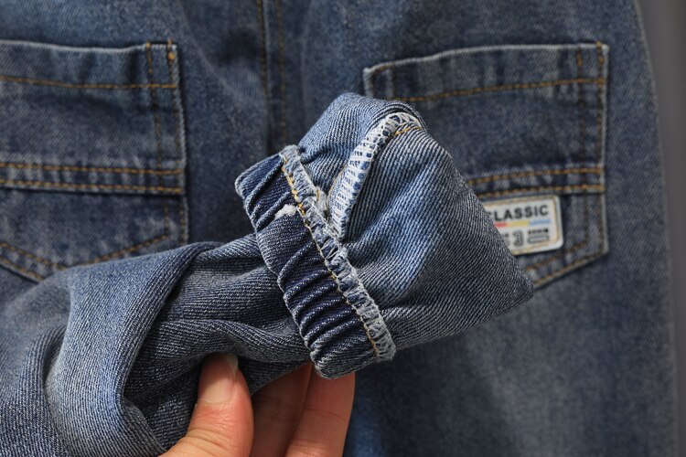 Jeans per bambini primavera autunno 2021 nuovi pantaloni in Denim per bambini pantaloni ragazzi pantaloni sabbiati Jeans Casual per ragazze 2-6 anni