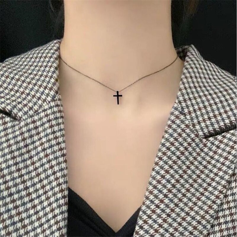 Simple populaire 925 en argent Sterling plaqué croix personnalité noir tour de cou clavicule chaîne pendentif colliers H554