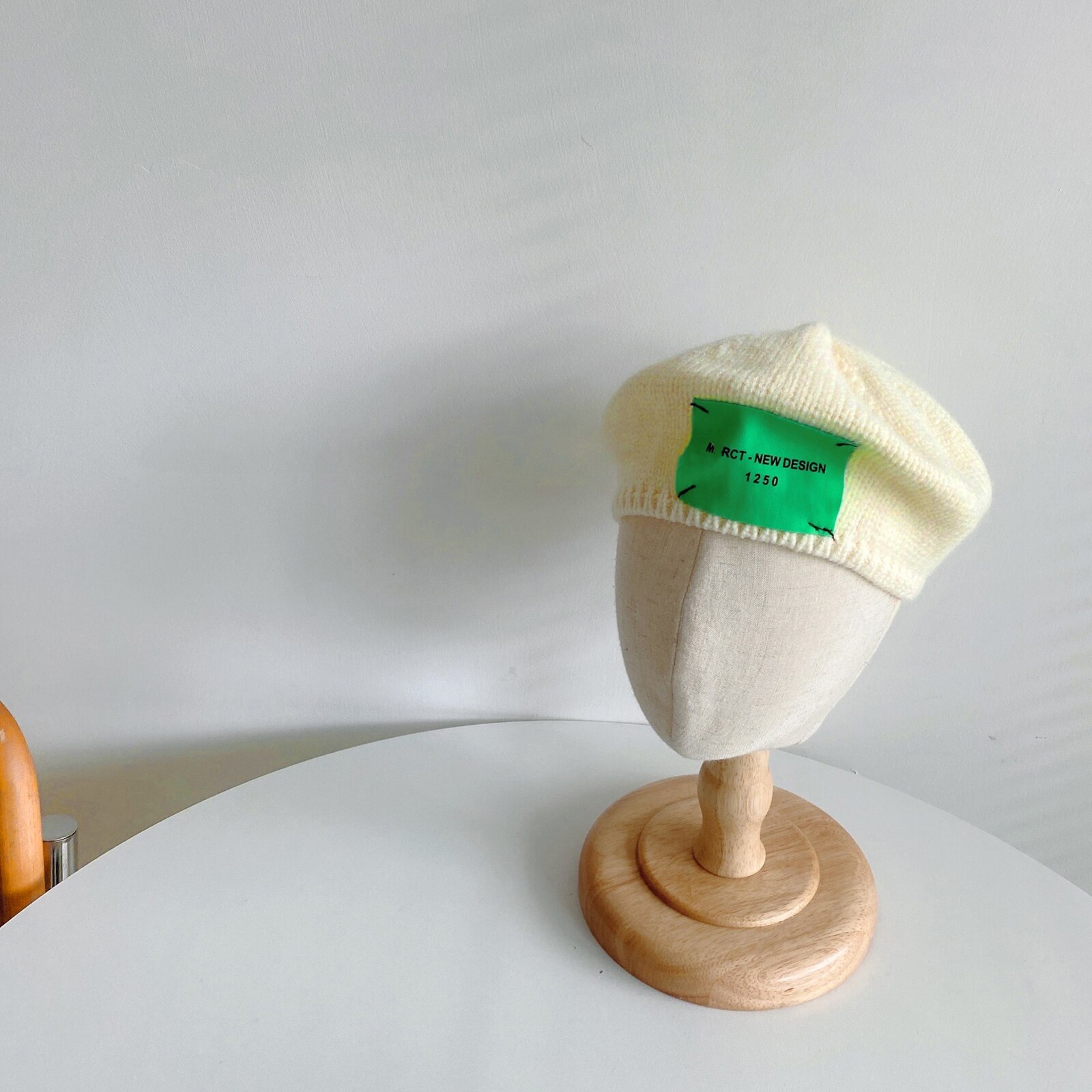 Sombrero de lana para niños, gorros de lana para bebés con patrones de letras, gorro estilo boina, cálido, para otoño e invierno, de 2 a 8 años,