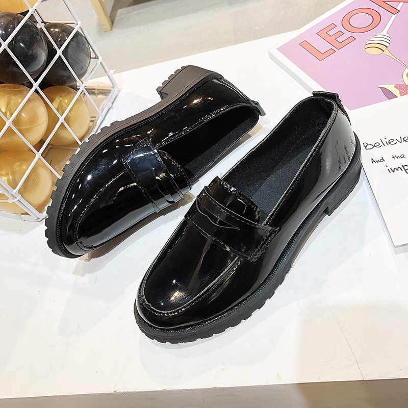 Patent Leather Oxfords Women Shoes Flats Slip on British Style Ladies Shoes Solid Black Thick Bottom Platform Shoes Woman