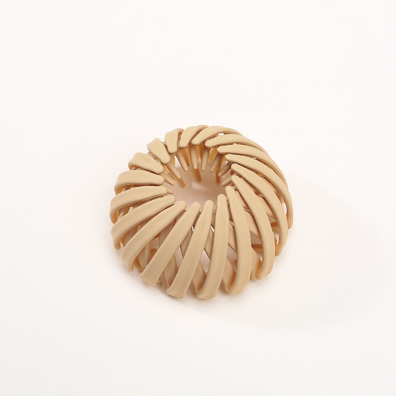 1 st Vrouwen Paardenstaart Haar Ringen Clips Vogelnest Vormige Haar Haarspeld Eenvoudige Magic Lui Braider Tool Haar Styling Accessoires: YELLOW
