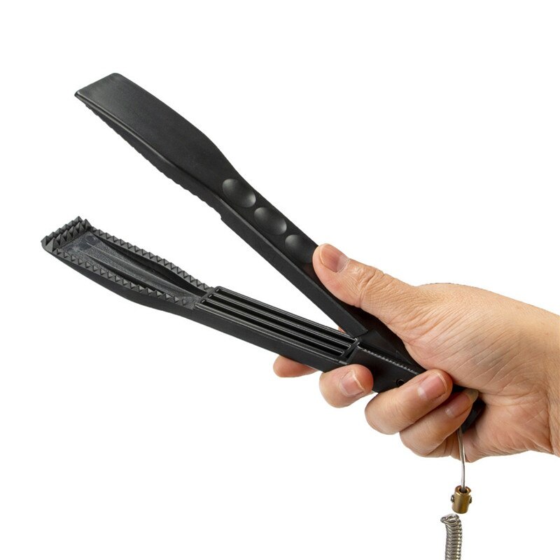 Fishing Tongs Fishing Supplies Fishing Gripper With Belt Clip Key Chain Holder Fish Holder Switch Lock Gear Pince Fishing Tools