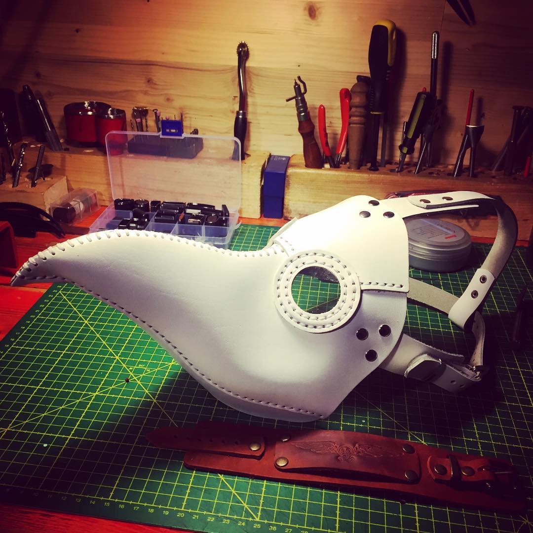 Becco di uccello Maschera Peste Medico Manuale di Cuoio Piatto Modello di Disegno