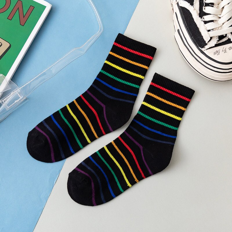 Bomuld kvinder regnbuestrømper forår farverige striber vintage harajuku korte sokker dame sporty sorte hvide sokker: 1