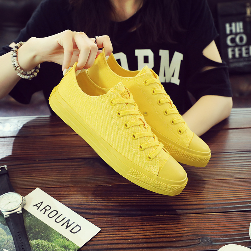 Män canvas skor mango gul klargula sneakers spets  up 39-44 vita fritidsskor matchar alla snyggt runt huvud