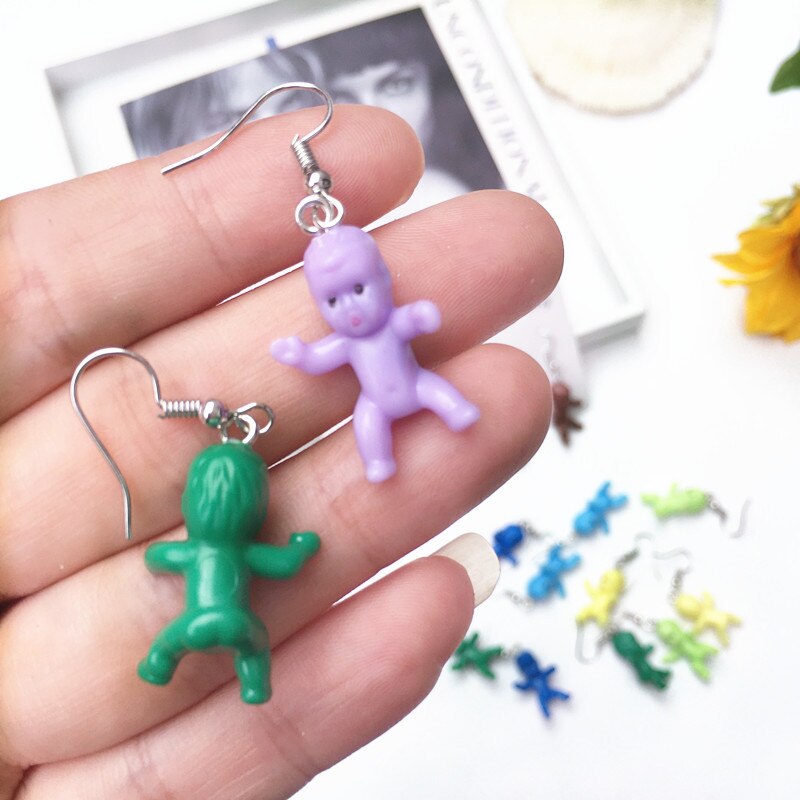drôle bébé poupée forme coloré boucles d'oreilles pour femmes fille créative Harajuku Cool goutte boucles d'oreilles fête déclaration bijoux