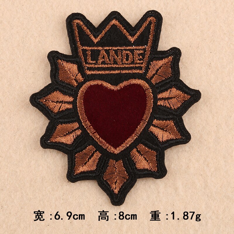Guld krone kærlig rødt hjerte brugerdefinerede kærlighed broderi patches iriserende applikation sød form klistermærker tøj diy: C3 l4-1