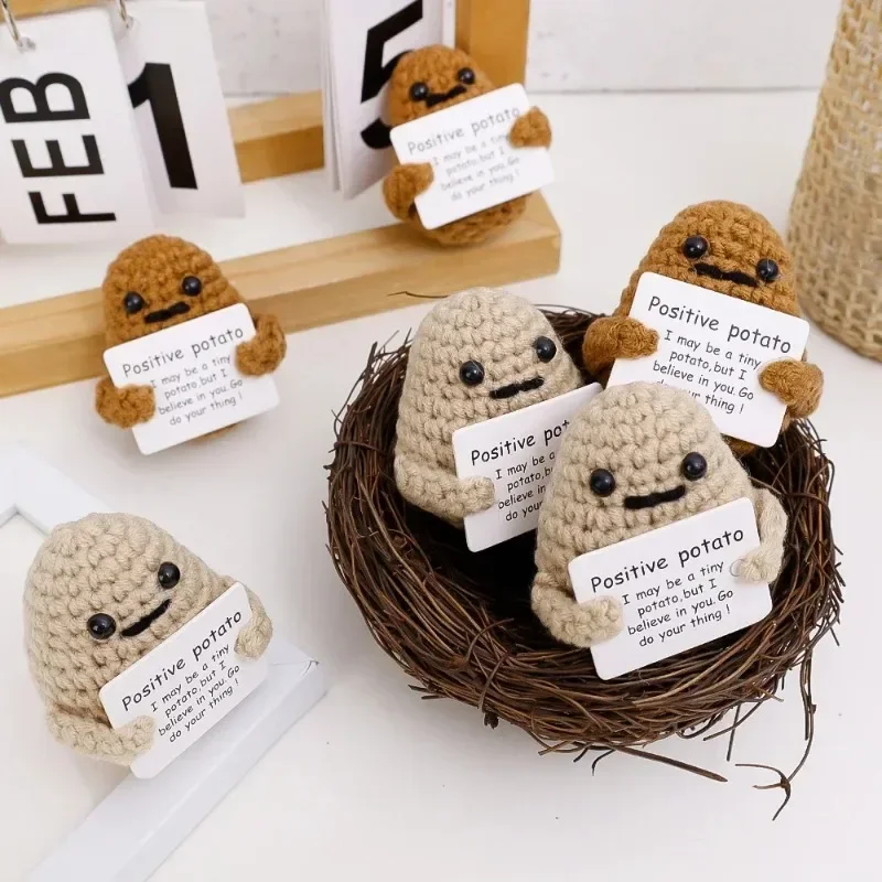 Mini energía positiva hecha a mano de lana de felpa tejida patatas muñeca abrazo bolsillo con tarjeta festivales creativos decoración del hogar DIY