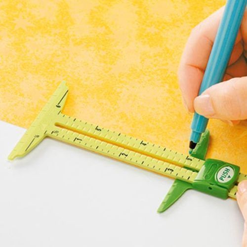 Clover No-Hassles Triangles Gauge By Nancy Zieman - Calibro Per Triangoli Nel Quilting, 12 Pollici, Con Blocco Scorrevole