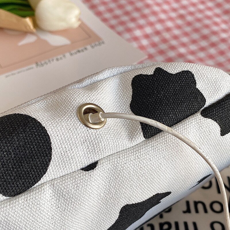 Moda coreia do sul vaca lona pequeno mensageiro zíper bolsa telefone peito crossbody sacos para as mulheres manchas tem porto de carregamento