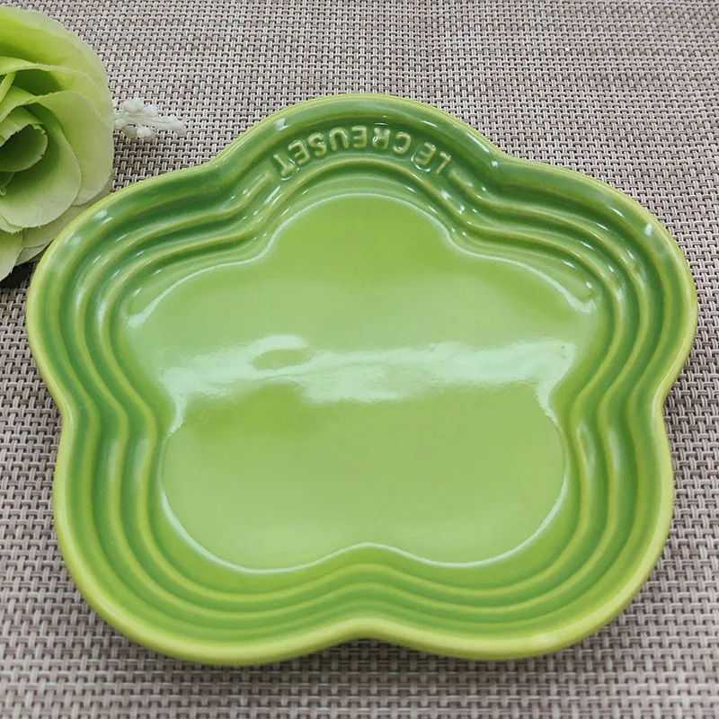 Plum Blossom Small Plate 14cm Sauce Plates French Cool Color Cake Dish Gradual Spit Bone Dishs Tableware Ceramic Dessert: grey