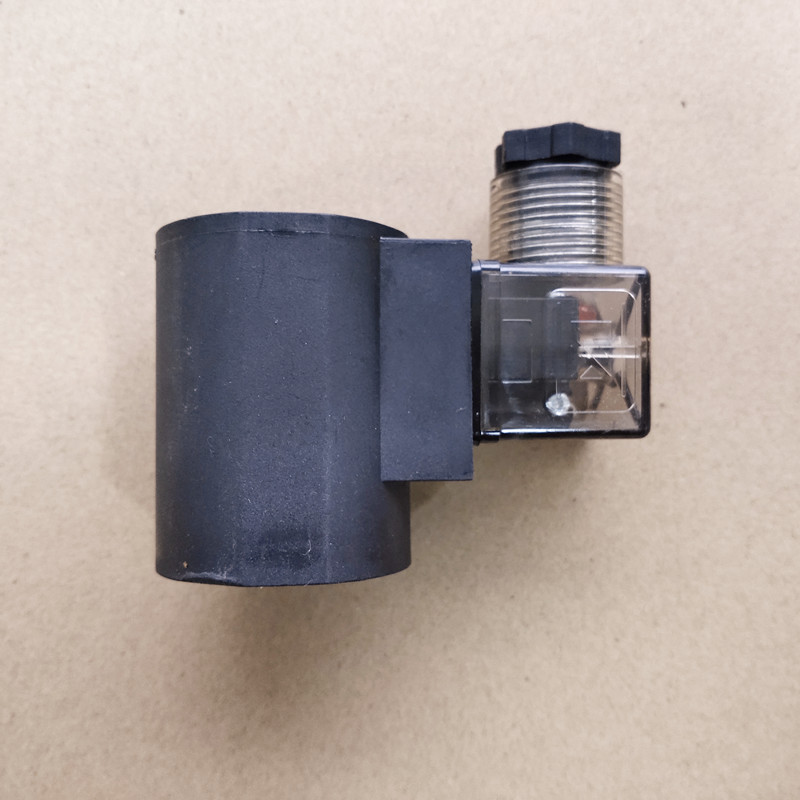 Excavator quick change connector hydraulic solenoid valve 12V/24V modified electronic control reversing valve accessories: Orange