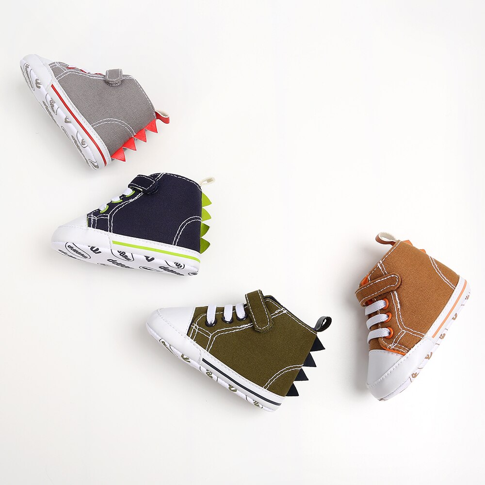 Focusnorm 0-18m spädbarn baby pojke höstskor high top sneakers mjuk sula anti-halk krokögla dinosaurie toddler canvas skor
