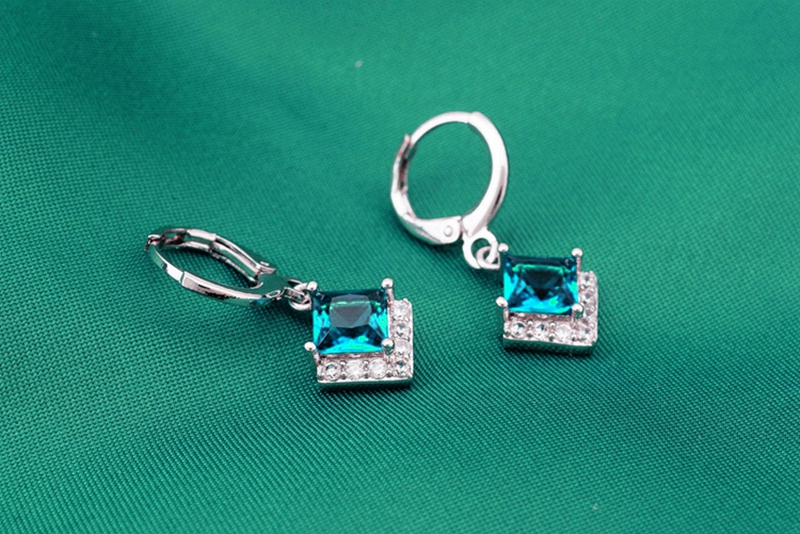 Geometric Earrings Silver Color with Shine Round CZ Stone Wedding Bridal Party Anniversary Earings