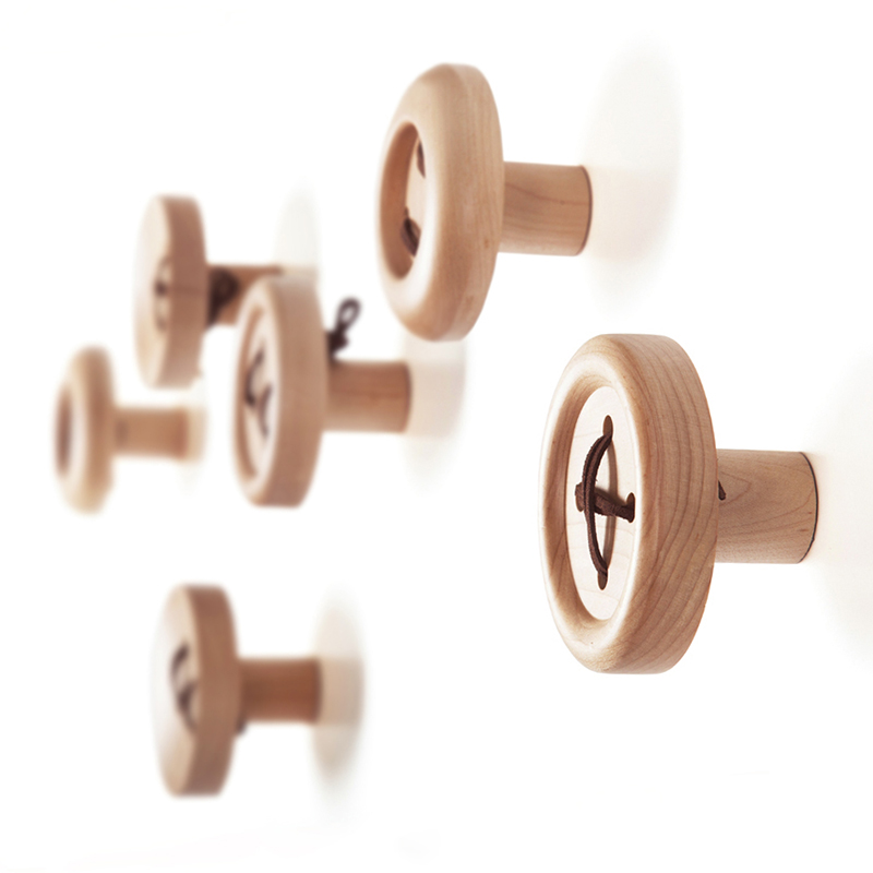 Solid Wood Wall Decoration Hook Wooden Button Wall Hanging Clothing Hook