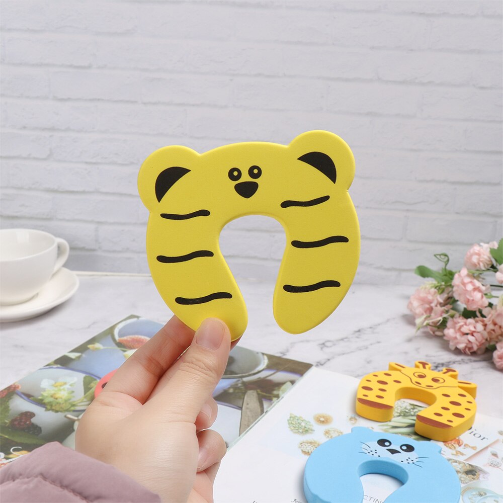 5Pcs/Set Child Safety Protection Baby Safety Cute Animal Security Card Door Stopper Baby Newborn Care Child Lock Protection