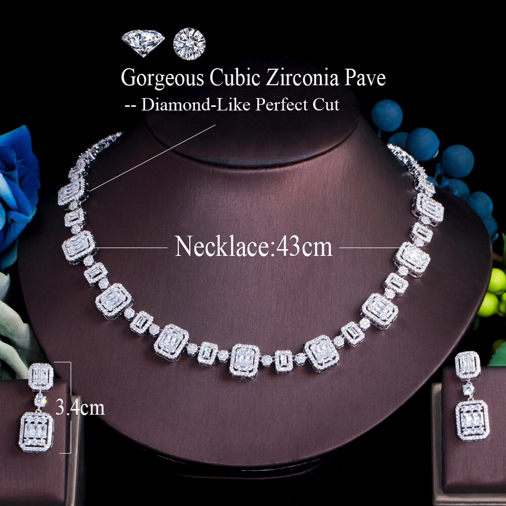 Tre orecchini scintillanti con zirconi cubici Color argento orecchini geometrici quadrati collana Set di gioielli da sposa per spose TZ616
