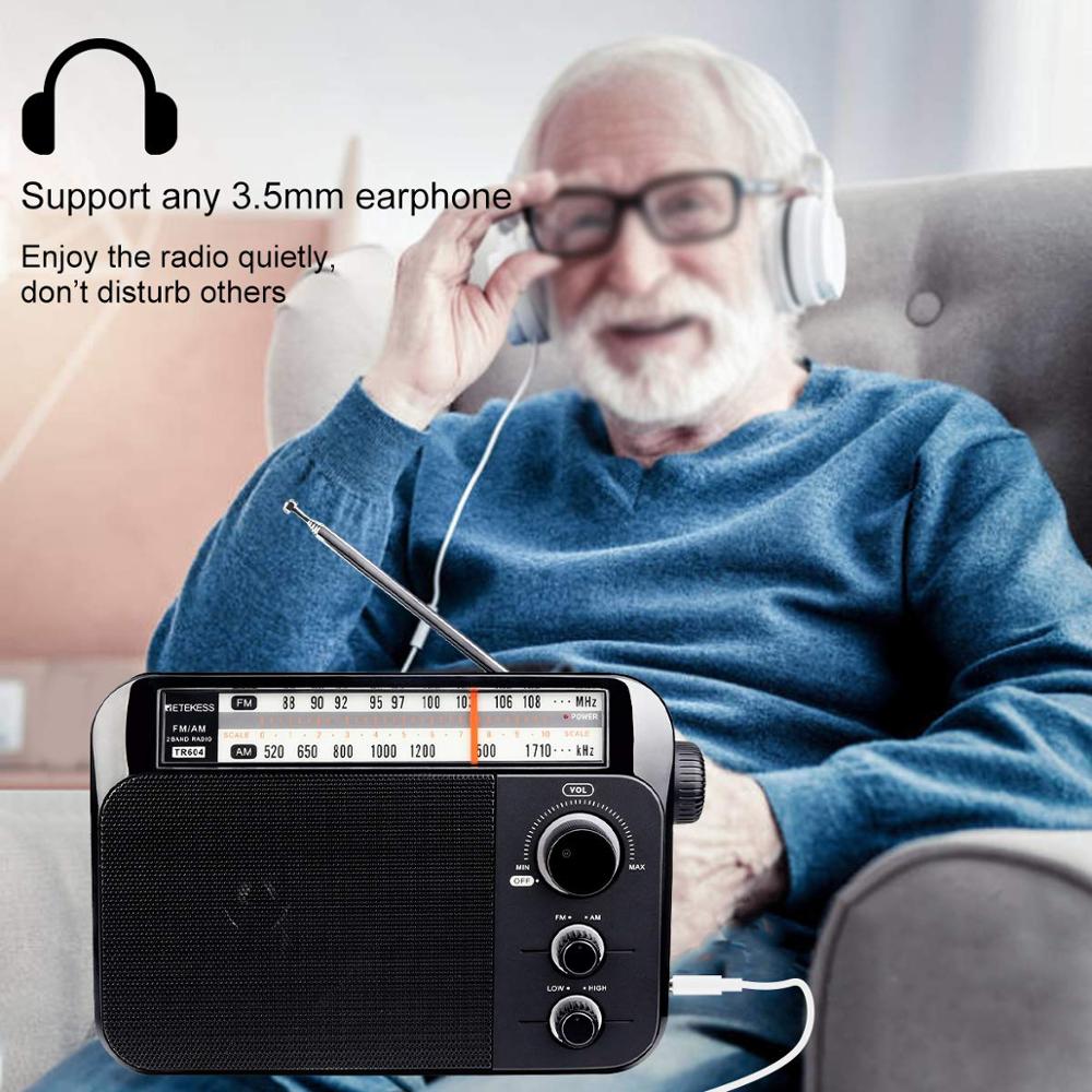 Retekess  tr604 am fm radio bærbar transistor analog radio med 3.5mm øretelefonstik  by 3 d cellebatterier eller vekselstrøm