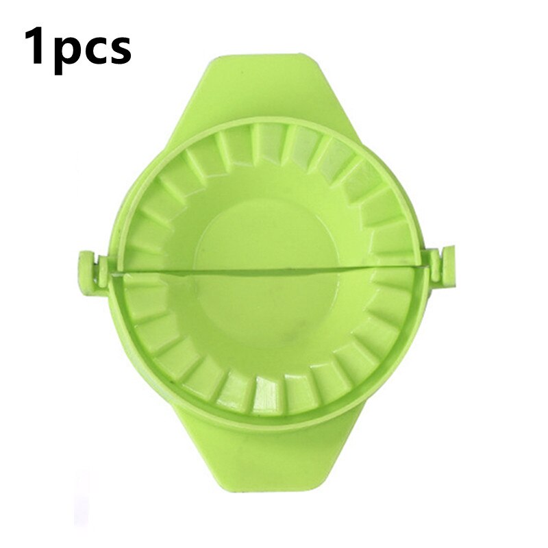 Plastic Dumpling Molds Kitchen Dough Press Dumpling Pie Ravioli Hand Mould Kitchen DIY Tools Chinese Food Jiaozi Maker: green 1pcs