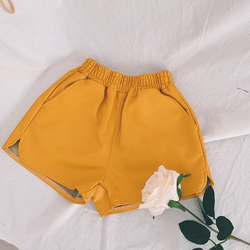 Sommer forår baby pigeshorts imiteret læder drengeshorts unisex børnetøj småbørns pu shorts til piger tøj menina: Guld / 3t