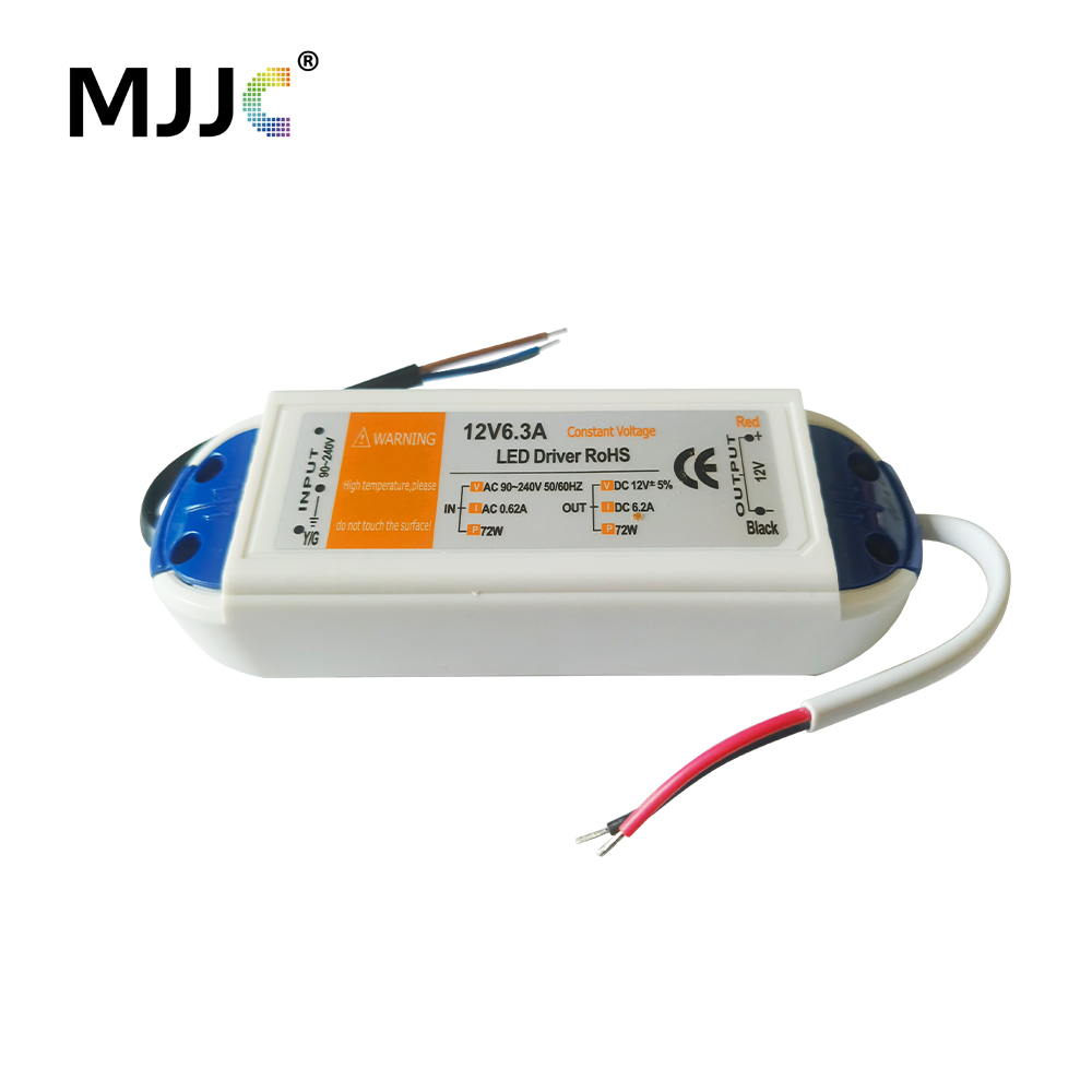 DC12V Voeding AC 110 V 220 V naar 12 V LED Transformator Adapter 18 W 28 W 48 W 72 W 100 W 12 Volt LED Driver voor LED Strip Licht
