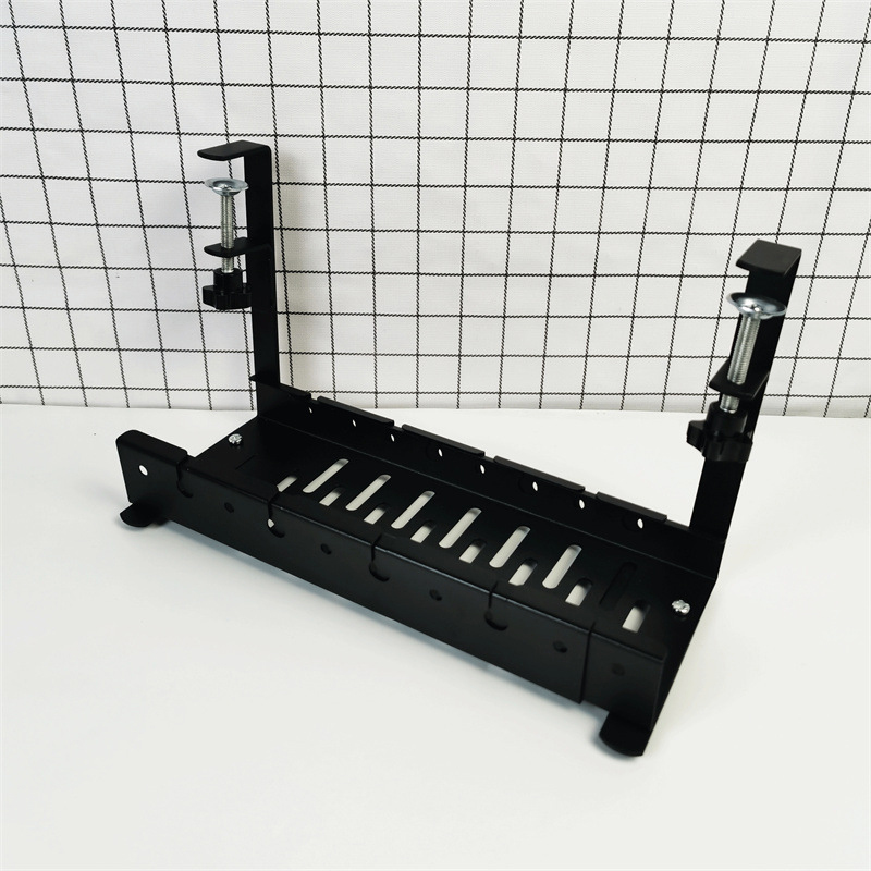Un organizador de cables flexible retráctil para escritorios Un cesta de bandeja de cables no perforada para gestión de cables: Negro