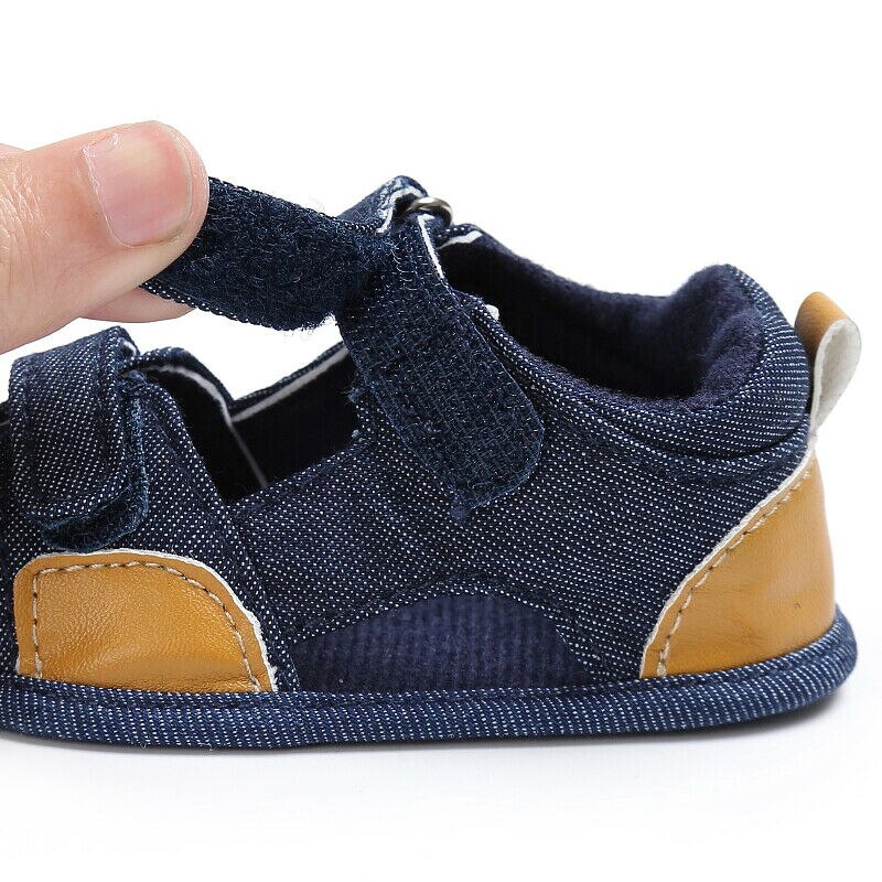 2021 scarpe estive sandali per bambini in morbida pelle Unisex con suole in pelle scamosciata antiscivolo per sandali per ragazzo e ragazza zoccoli regali