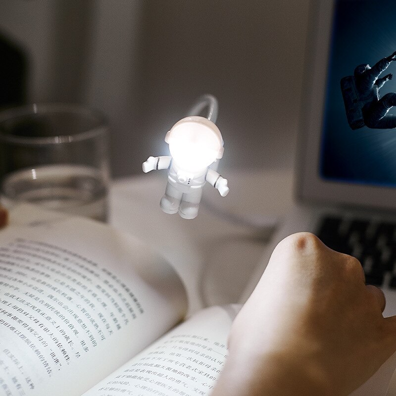 Astronaut Led Lamp Kamer Lichten Flexibele Usb Nachtlampje Oogbescherming Bureaulamp Voor Verstelbare Laptop Pc Leeslamp