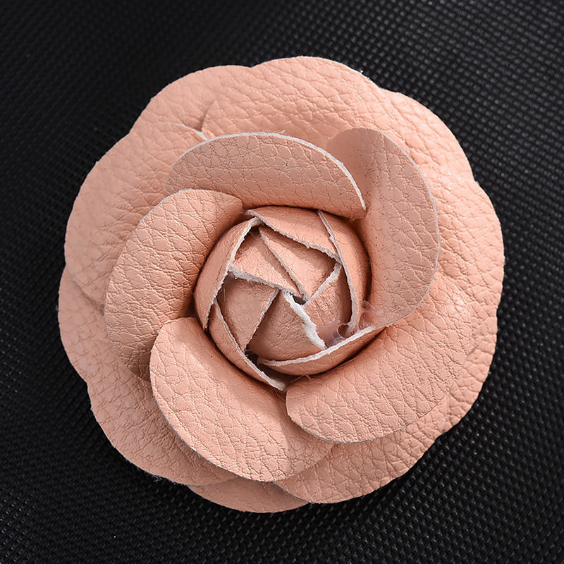 Koreaanse Handgemaakte Pu Leer Camellia Bloem Broche Boutonniere Revers Pin Sieraden Broches Corsage Voor Vrouwen Accessoires: 2