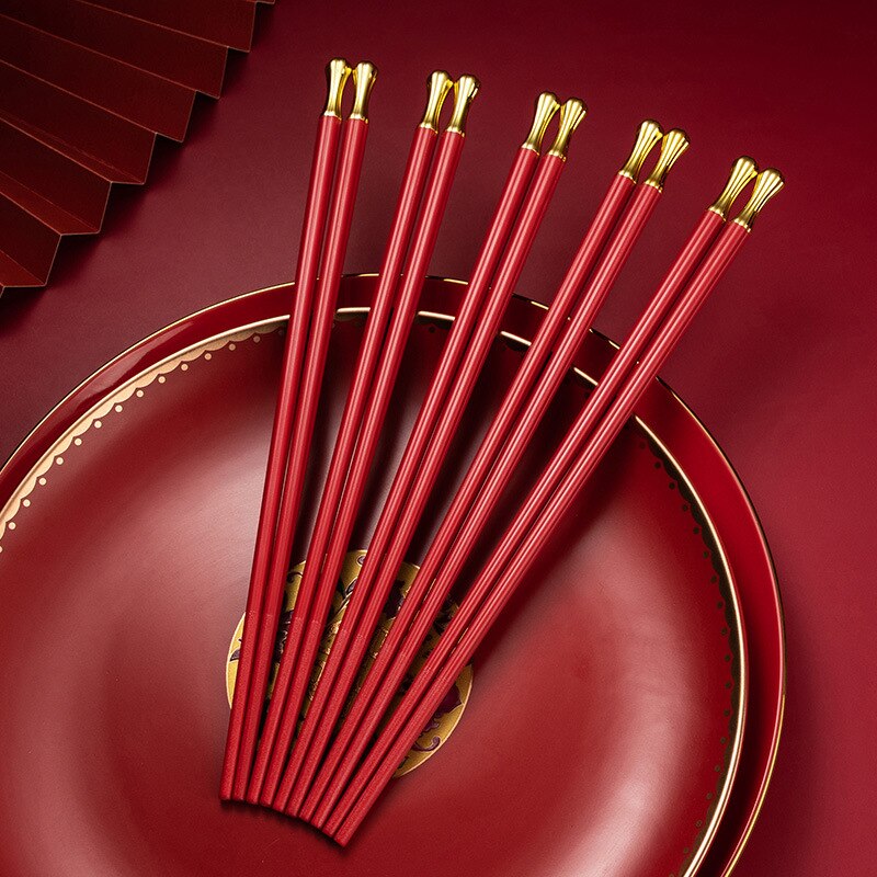 Juego de palitos chinos de estilo chino, palitos de Sushi rojos, palitos reutilizables, soporte antideslizante para cocina, cubiertos de comedor, 5 uds.